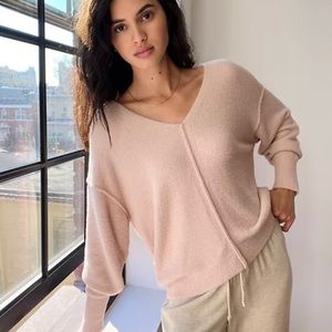 NWT tags Aritzia relaxed v neck sweater